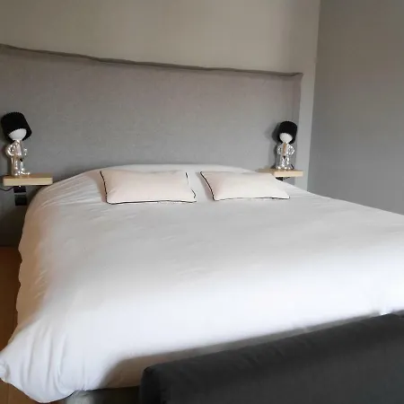 Apartment Au Qui Dort - Thiers *